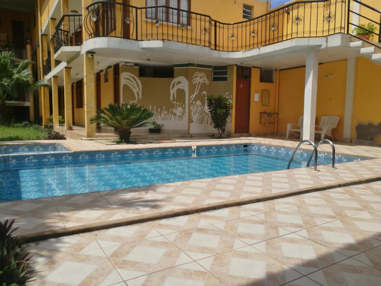 Dorado Hotel Cobija Exterior photo