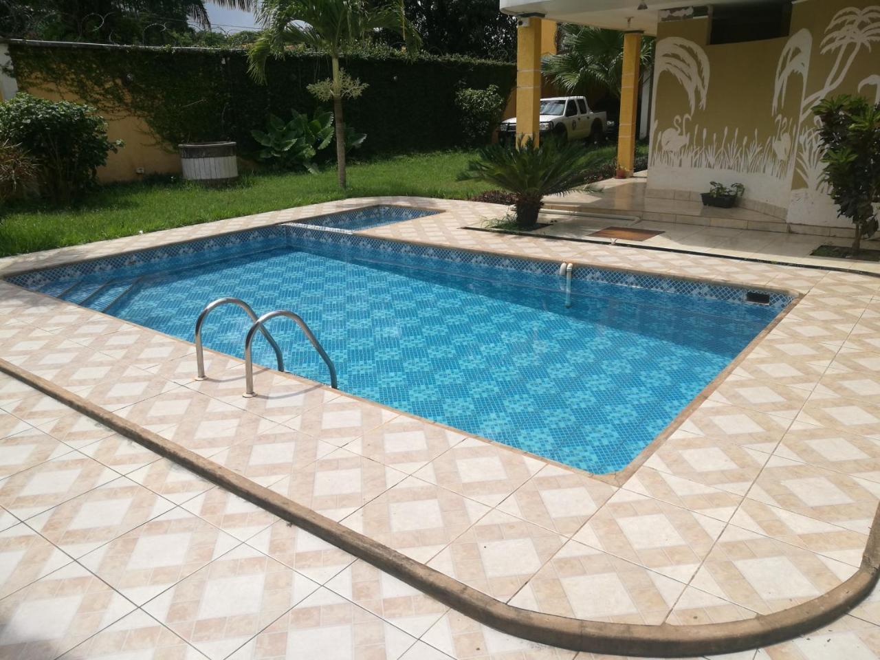Dorado Hotel Cobija Exterior photo